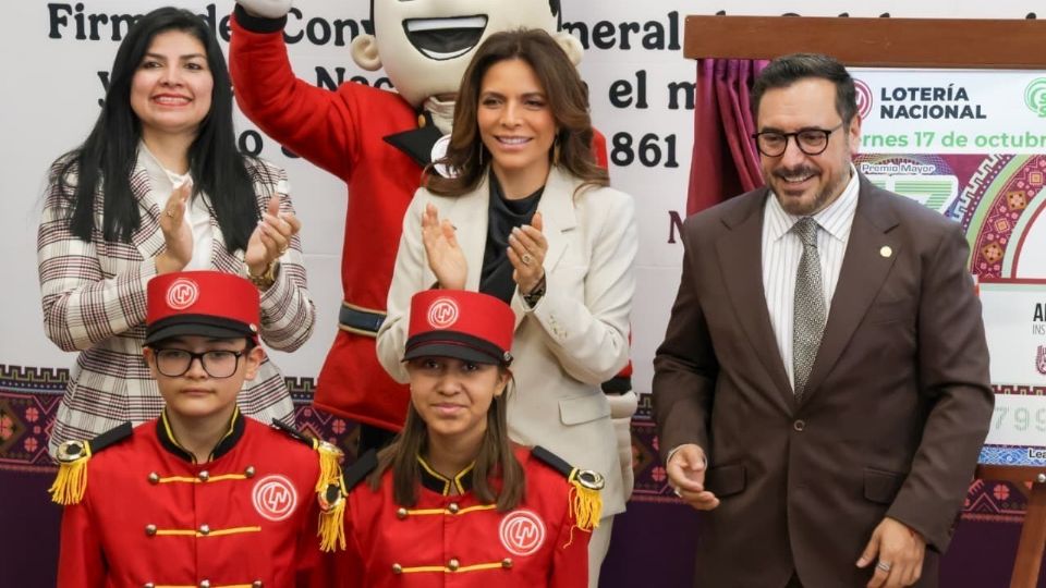 El director del IPN, Arturo Reyes Sandoval, considera que el cachito de lotería es un merecido homenaje a la historia del Politécnico a través de la salvaguarda de su memoria.