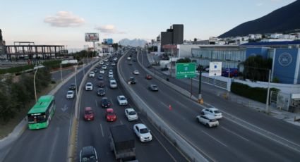 Amplían carril reversible en Leones en Monterrey para agilizar el tráfico vespertino