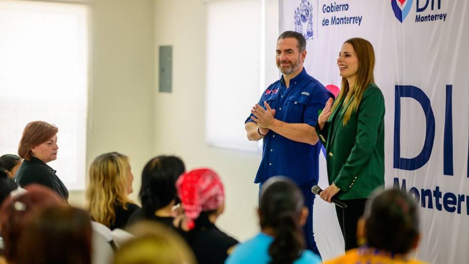 El alcalde Adrián de la Garza y la presidenta del DIF Monterrey, Gaby Oyervides, inauguraron la nueva Defensoría Municipal para la Protección de Niñas, Niños y Adolescentes en la colonia San Bernabé.