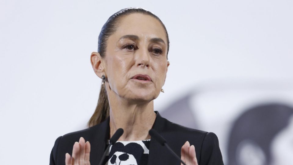 La presidenta de México, Claudia Sheinbaum, durante una rueda de prensa este jueves, en el Palacio Nacional de CDMX.