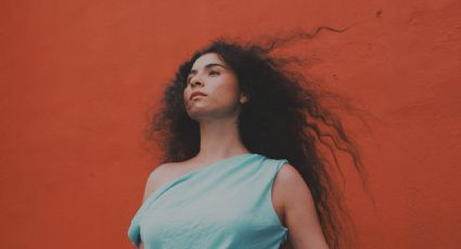 "Vendrán Suaves Lluvias": Heridas llenas de luz por Silvana Estrada