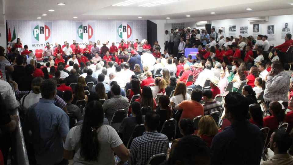José Luis Garza Ochoa, dirigente estatal del PRI, afirmó que el partido está listo para mantener una coalición con el PAN en Nuevo León.