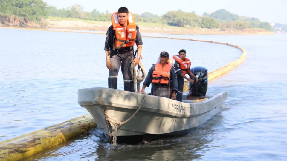 Para atender la contingencia cuenta con 300 elementos disponibles.