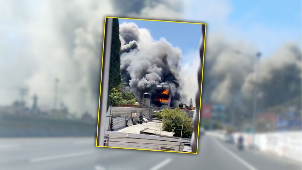 Incendio en Ecatepec: Se quema fábrica de colchones en la colonia Hank González.