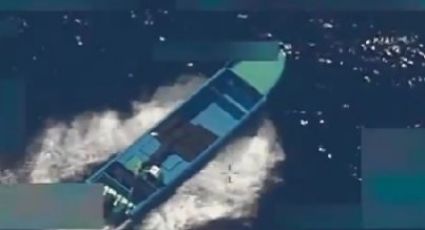 EU ataca supuesta 'narcolancha' ahora en aguas del Pacífico, destaca Departamento de Guerra (video)