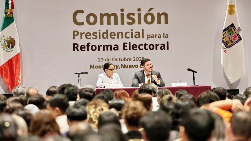 Rosa Icela Rodríguez, secretaria de Gobernación, estuvo en Nuevo León como parte de las giras de la Comisión Presidencial de la Reforma Electoral.