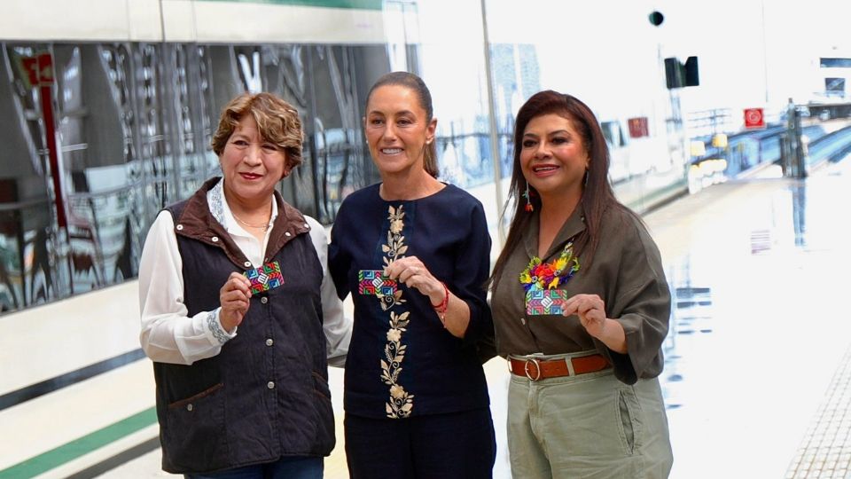 La presidenta Claudia Sheinbaum hizo un recorrido por las estaciones Santa Fe a Obervatorio del Tren 'El Insurgente'.