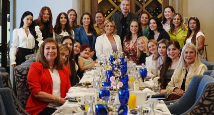 Dialoga Waldo Fernández con la Colectiva 50+1 sobre equidad y bienestar social