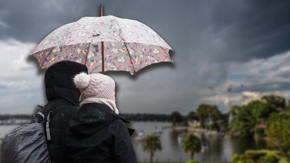 El Frente Frío Número 11 ingresó por el noroeste de México y se desplaza hacia el sur, interactuando con una línea seca en el noreste del país.