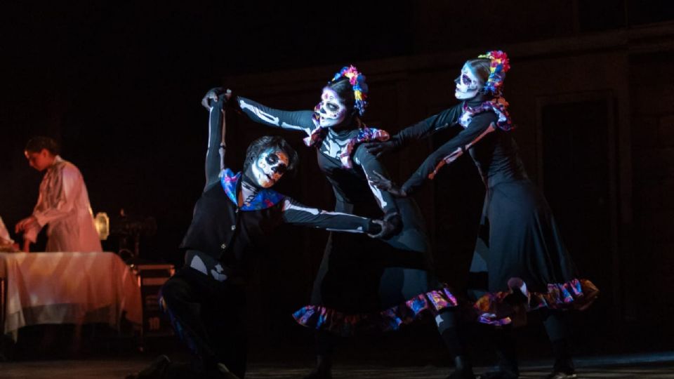 Rinden homenaje a Frida Kahlo con puesta en escena en el Festival Internacional de Santa Lucía 2025