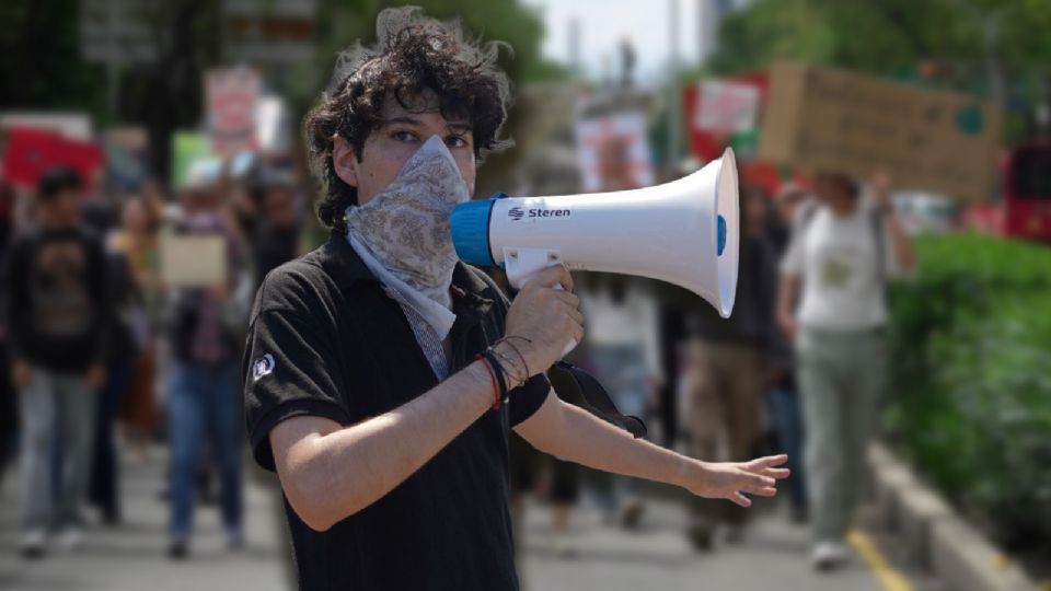 La SSC-CDMX exhorta a los automovilistas y peatones a mantenerse informados sobre las marchas que habrá hoy.