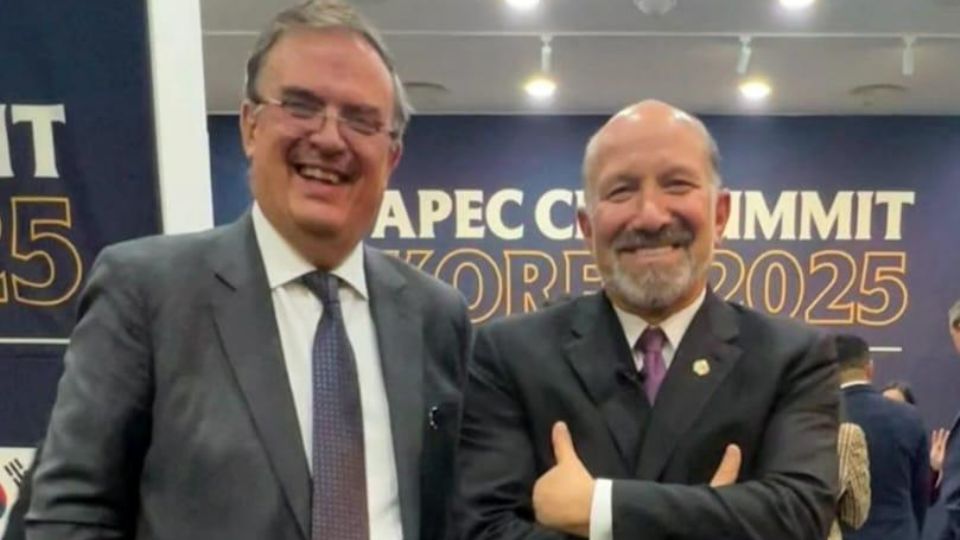 El secretario de Economía, Marcelo Ebrard, se reunió con el secretario de Comercio de EU, Howrad Lutnick, en el marco de la reunión de la APEC.