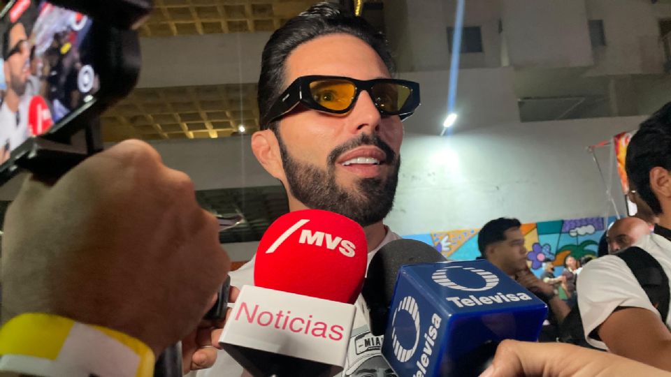 Poncho de Nigris aseguró que su seguridad y éxito personal generan incomodidad en sus detractores, pero que seguirá firme en sus proyectos.