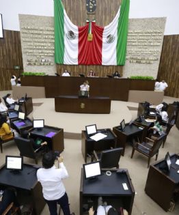 Juventudes presentan iniciativas en favor de yucatan