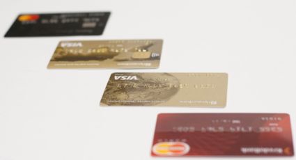 Con 'llamadas amistosas', piden a Monreal suavizar iniciativa sobre tarjetas