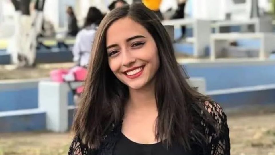 El documental “Debanhi: ¿Quién mató a nuestra hija?” revive la exigencia de justicia y revela un audio inédito.