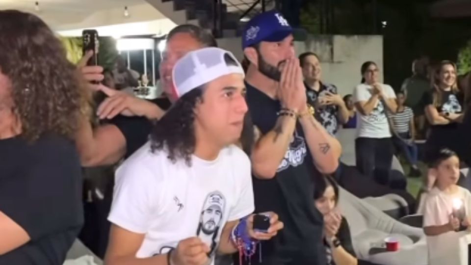 Poncho de Nigris y su familia celebraron entre lágrimas y aplausos el triunfo de Aldo de Nigris en La Casa de los Famosos México 2025.