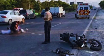 Motociclista muere tras ser impactado por auto en la Autopista al Aeropuerto de Apodaca
