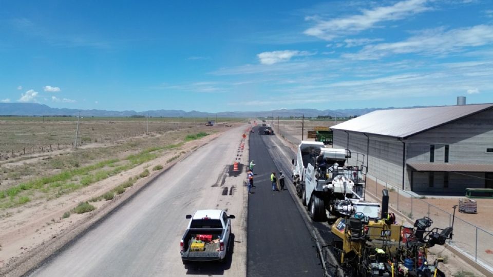SICT reporta avances en la carretera Bavispe-Nuevo Casas Grandes.