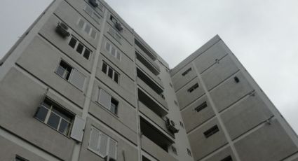 Mujer muere tras caer del sexto piso de un edificio en San Pedro