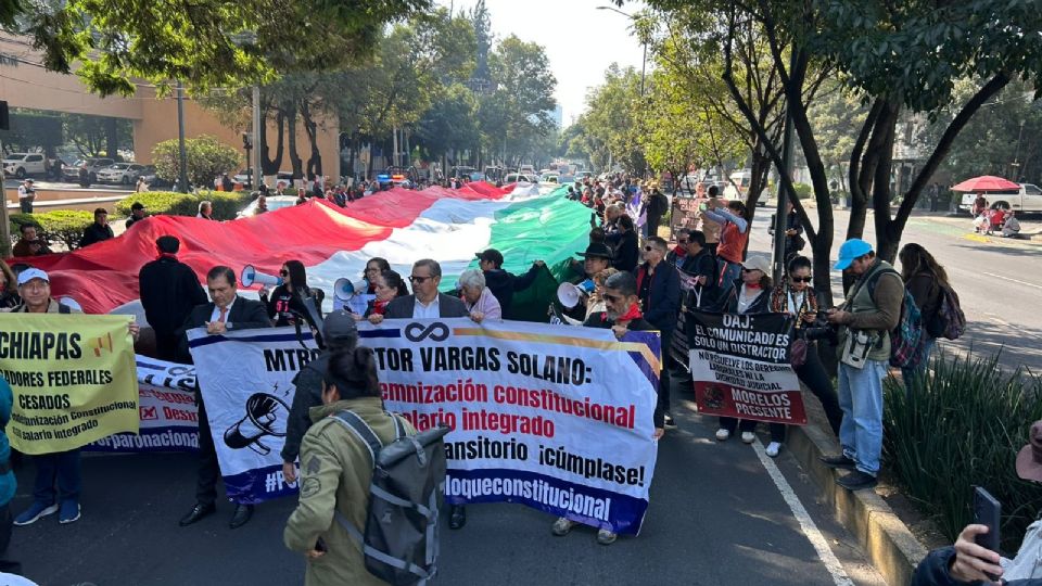 Juzgadores federales cesados continúan con movilizaciones en la CDMX.