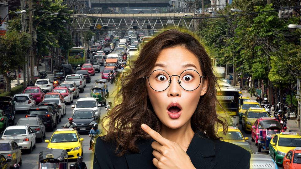 El documento establece que los carriles confinados y ciclovías serán de uso exclusivo para transporte público.