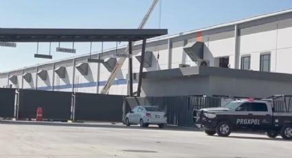 Albañil se electrocuta tras tocar un cable de energía en el municipio de Escobedo