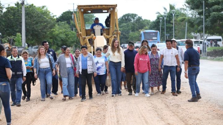 De sur a norte hacemos más calles que mejoran la vida de las y los meridanos: Cecilia Patrón.