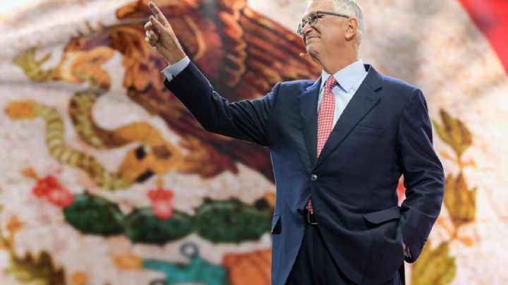 “Toma chocolate y…”