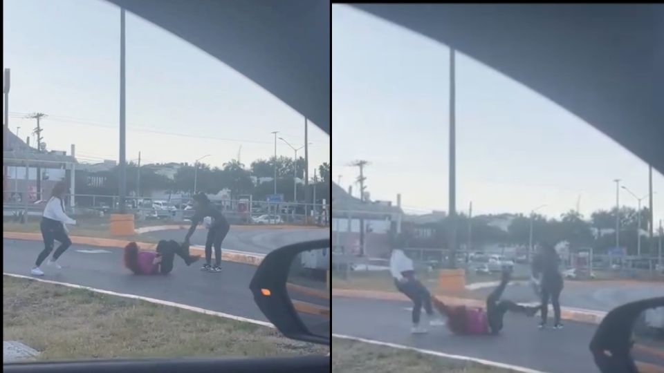 Mujeres patean en la cabeza a otra en estacionamiento en Monterrey