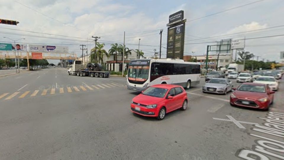 Cruces de la avenida Churubusco y Francisco I. Madero.