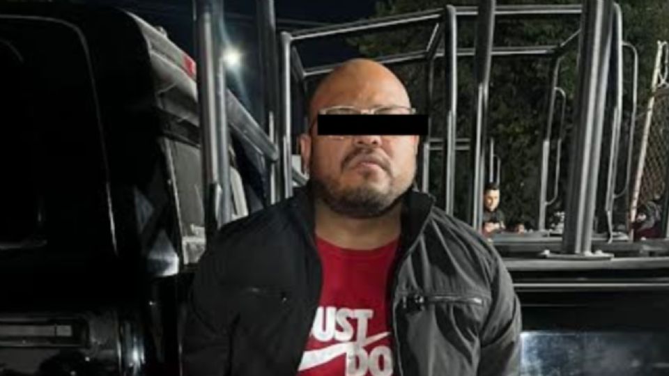 Carlos Antonio M. fue detenido tras intentar sustraer ropa valuada en más de 26 mil pesos de una tienda Liverpool en Monterrey.