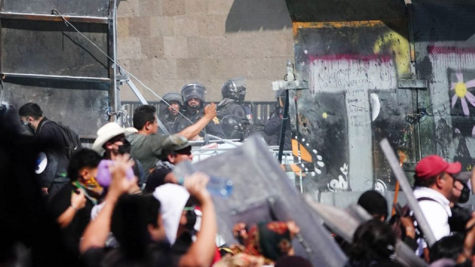 Violencia en la marcha de la generación Z.j