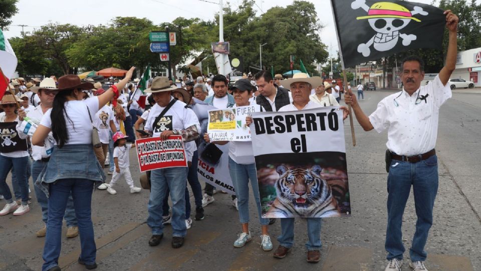 Luisa María Alcalde aseguró que la oposición está detrás de esta movilización.