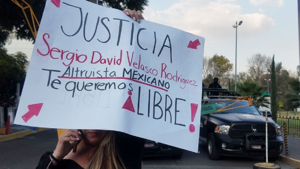 Piden libertas para detenidos tras la marcha de la generación Z.