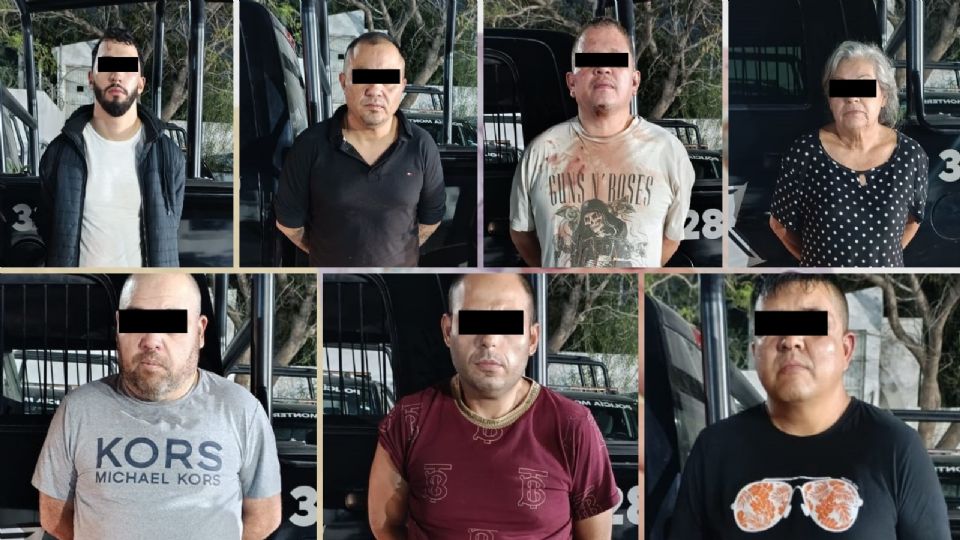 Policías de Monterrey aseguraron dos vehículos, dinero en efectivo y una caja fuerte tras la detención de siete presuntos involucrados en el robo.