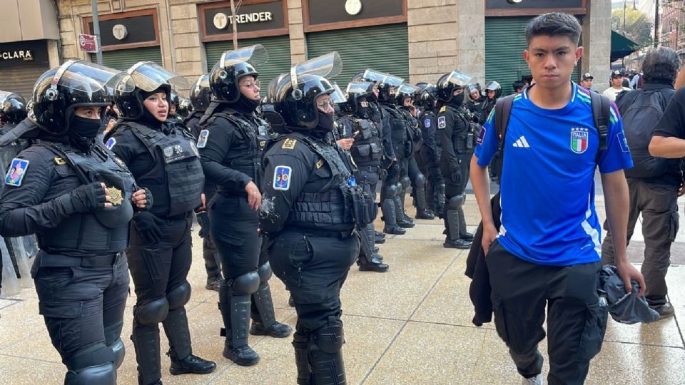 Elementos de la SSC en la marcha de la Generación Z.