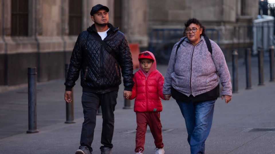 Se recomendó a la población usar al menos tres capas de ropa.