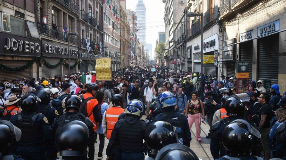 Asevera que los hechos documentados muestran que lo ocurrido en el Zócalo no fue una expresión espontánea.