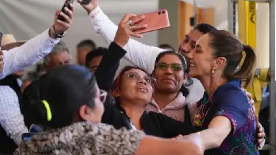 Entre los avances reportados destacan la modernización de 1,100 kilómetros de carreteras.