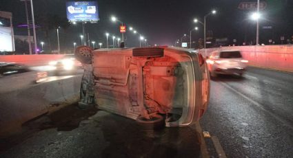 Choque y volcadura en la Estanzuela provocan cierre parcial de la Carretera Nacional