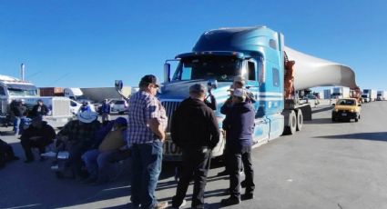 Segob reporta cierres carreteros en 17 estados por transportistas y productores