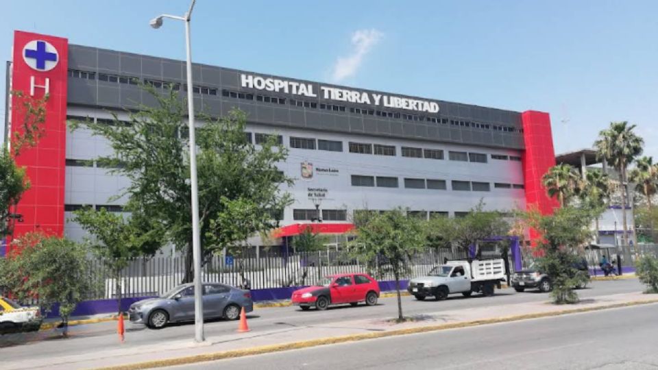 El lesionado fue trasladado al Hospital Tierra y Libertad, ubicado sobre la avenida Rodrigo Gómez, donde quedó bajo observación médica.