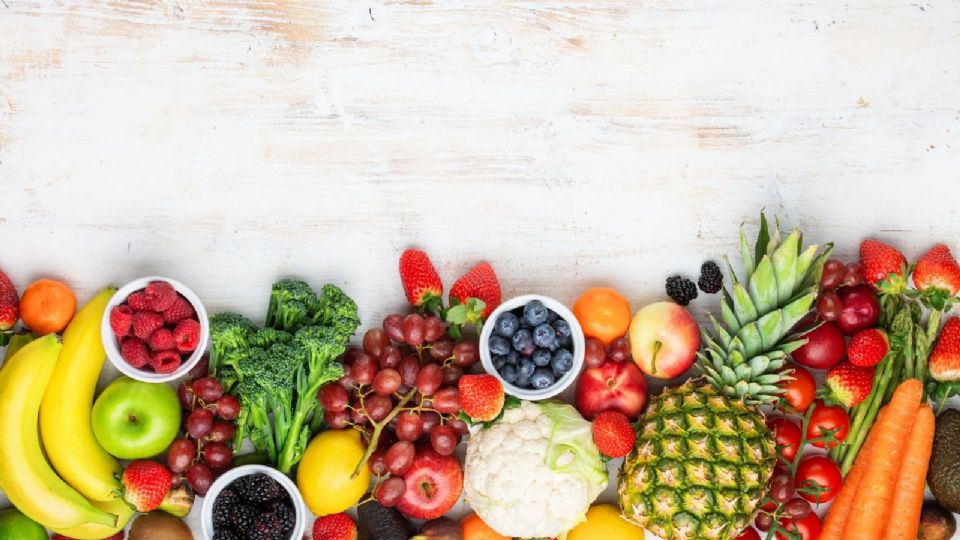 La elección de frutas y verduras incluidas en esta lista ofrece una alternativa más segura sin sacrificar variedad ni valor nutricional.