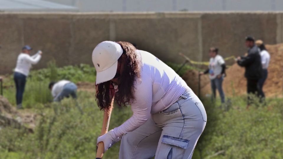 Hasta este momento, hay al menos cinco lugares bajo revisión por ser posibles fosas clandestinas.