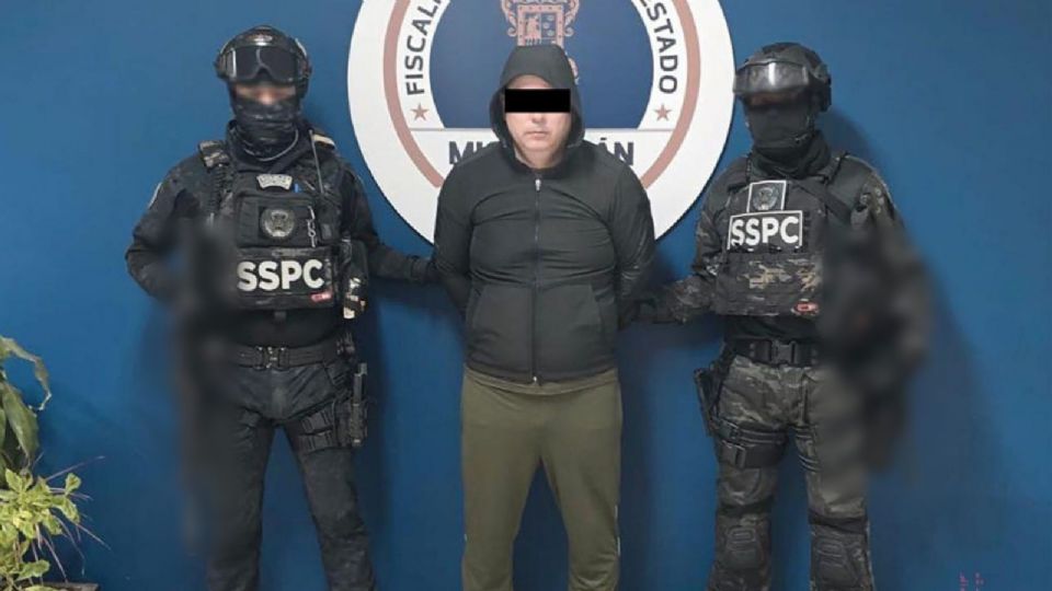 Detienen a El Licenciado.