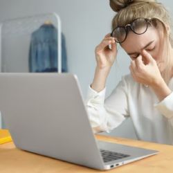 Fatiga crónica; conoce los síntomas de este síndrome y cómo afecta al día a día