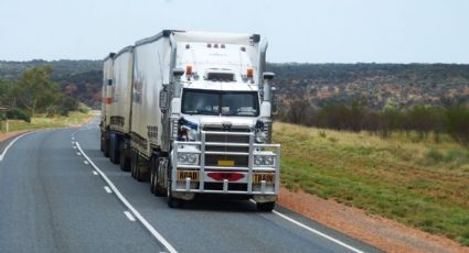 Transportistas dicen que circular en carreteras y autopistas es equiparable a la ruleta rusa