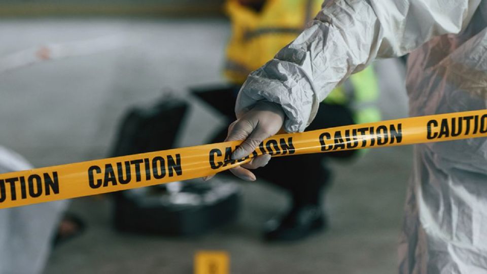 Elementos policiales resguardaron la escena del ataque mientras peritos recababan evidencia en Ciudad San Marcos, en Escobedo.