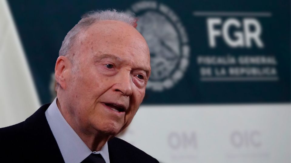 Sobre los posibles reemplazos, mencionó nombres como Ernestina Godoy y Arturo Zaldívar.